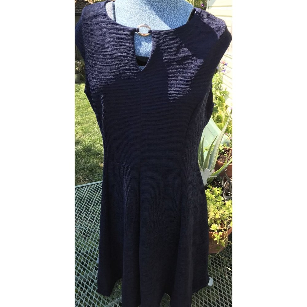 NWTS Sandra Darren Women's 16 Navy Blue Sleeveless Scoop Neck Knee Length Dress